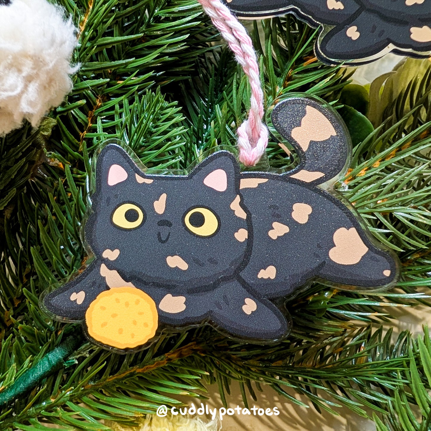 Cuddly Kitties - Ornament Set of 8